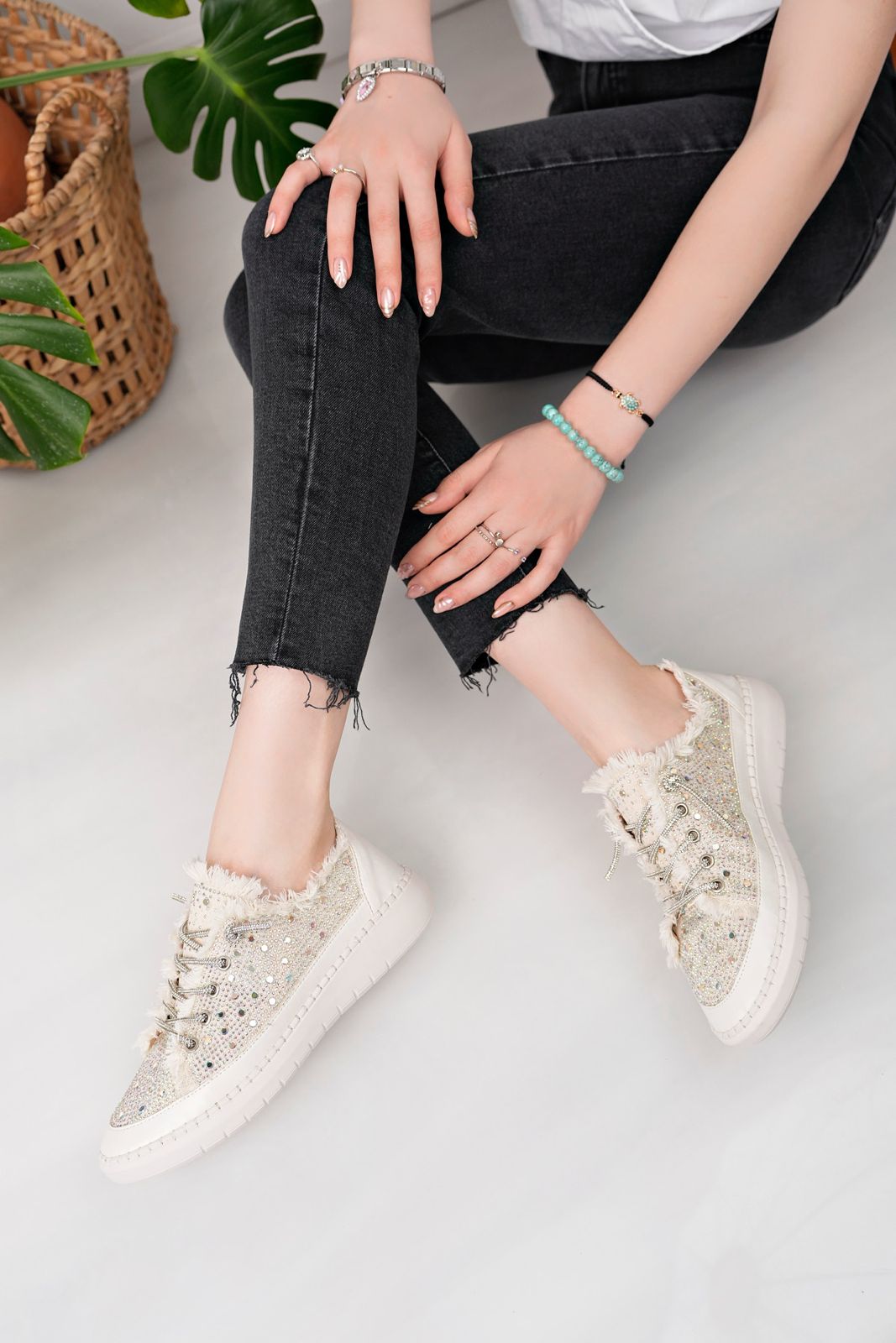 Taş Detaylı Kadın Kot Bej Sneakers LV-024