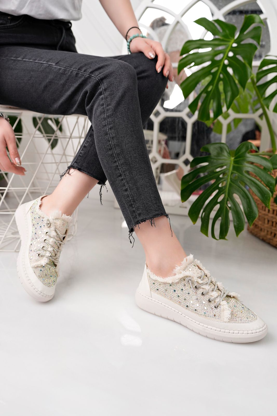 Taş Detaylı Kadın Kot Bej Sneakers LV-024