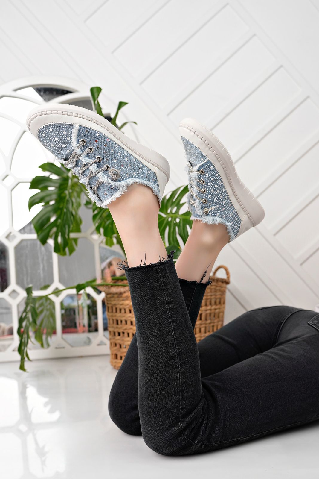 Taş Detaylı Kadın Kot Mavi Sneakers LV-024
